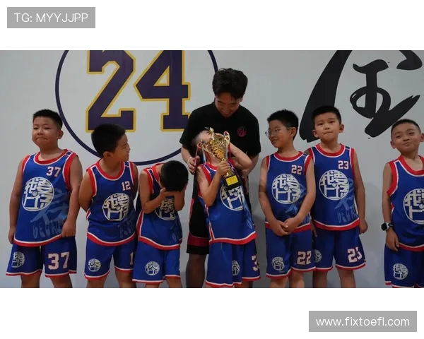 吴娜专访：从青涩球员到篮球女神的成长之路回顾